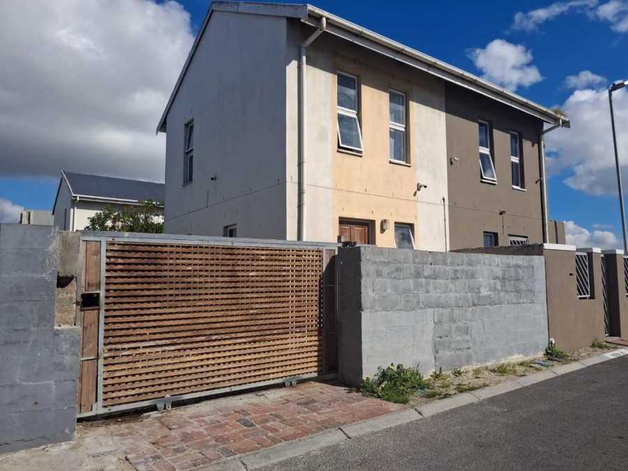 2 Bedroom Property for Sale in Morgan Village Western Cape